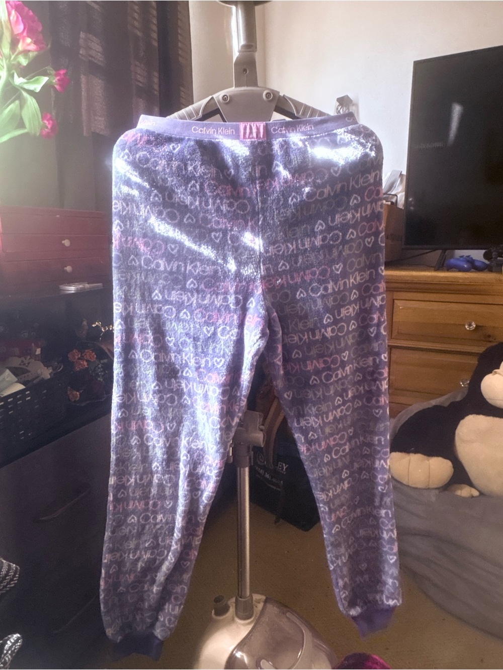 Calvin Klein Kids Purple Logo Heart Pajama Bottoms - Lavender Print